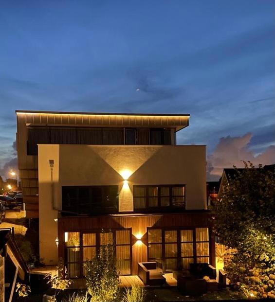 Above And Beyond - Luxe Suite Met Sauna En Stoomdouche Zaandam Exterior foto