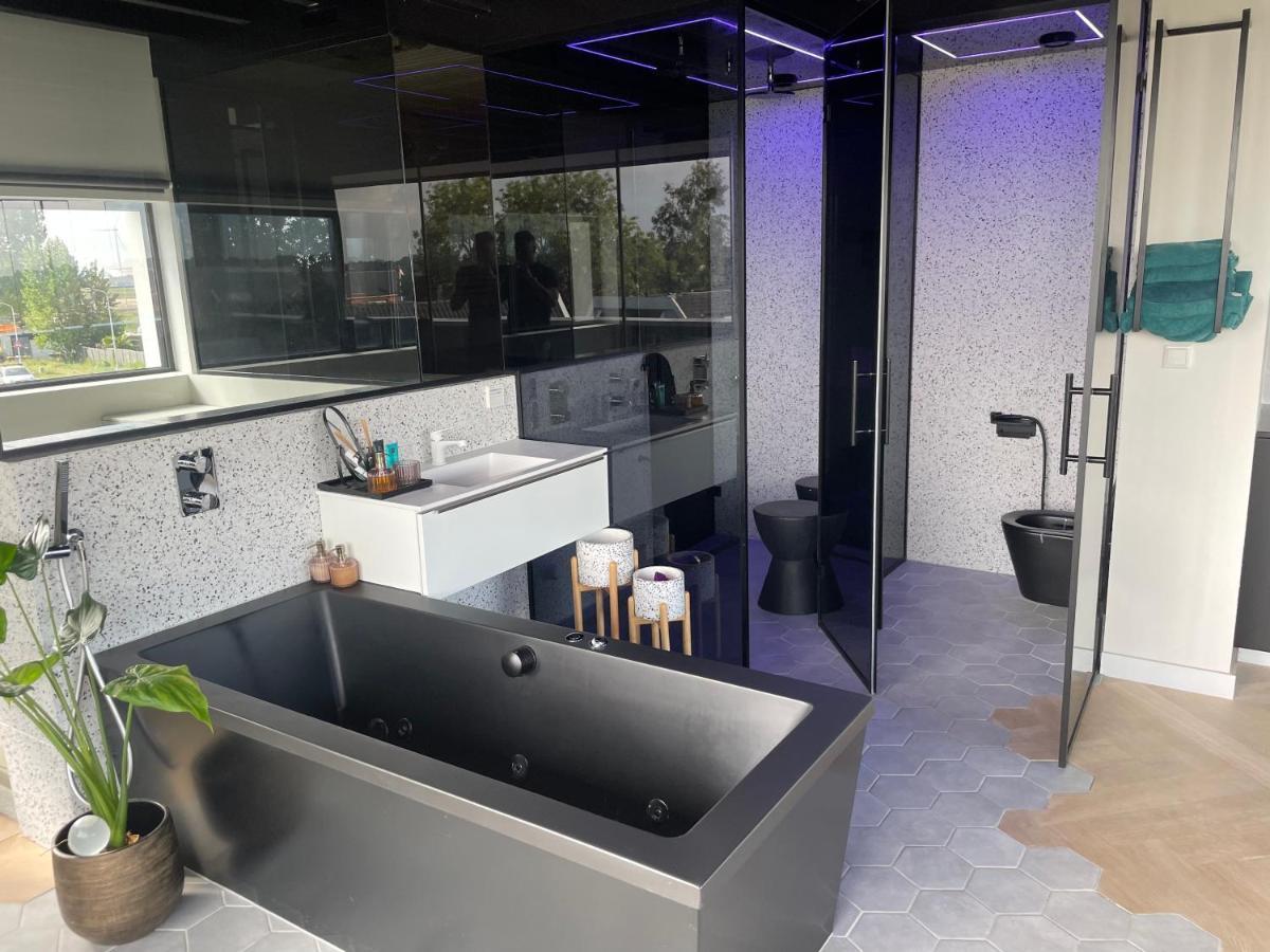 Above And Beyond - Luxe Suite Met Sauna En Stoomdouche Zaandam Exterior foto
